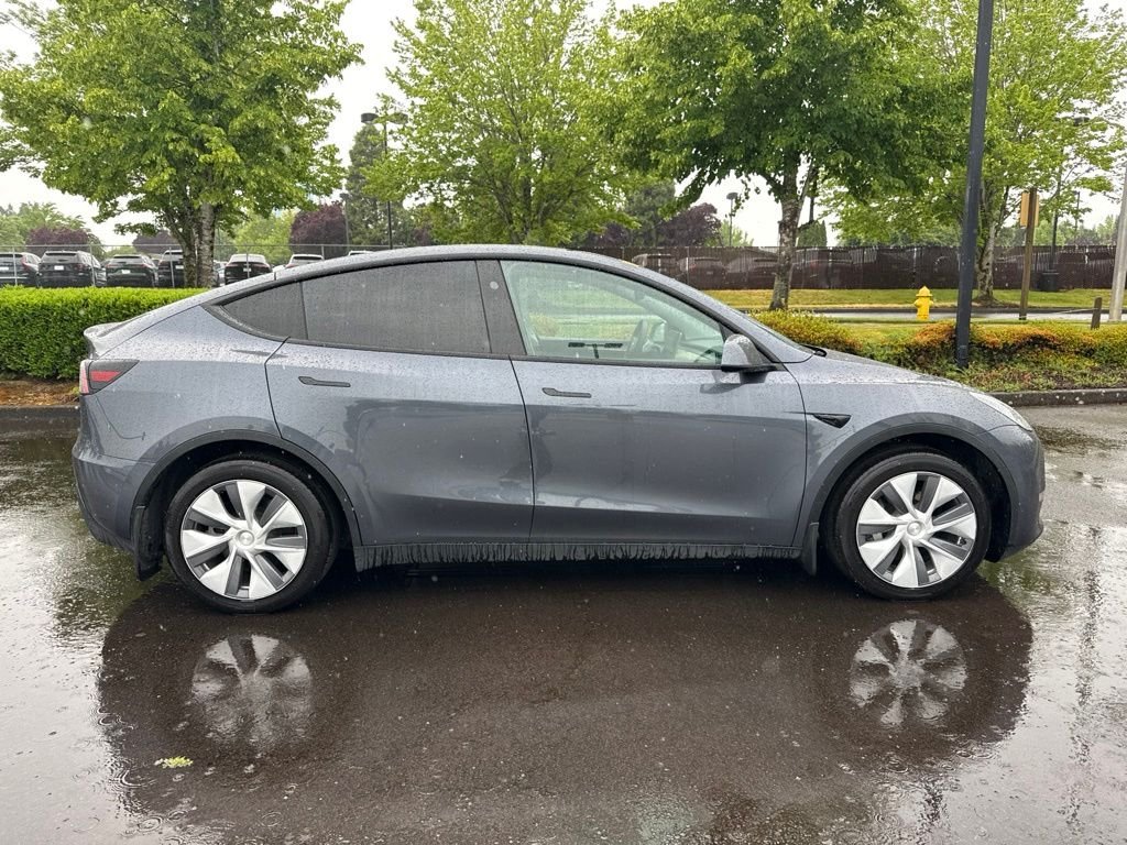 Used 2023 Midnight Silver Metallic Tesla Long Range image 8