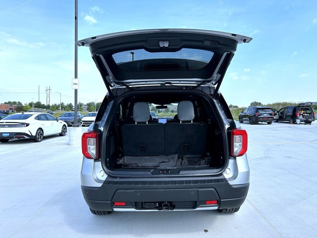 Used 2023 Silver Ford Timberline image 24