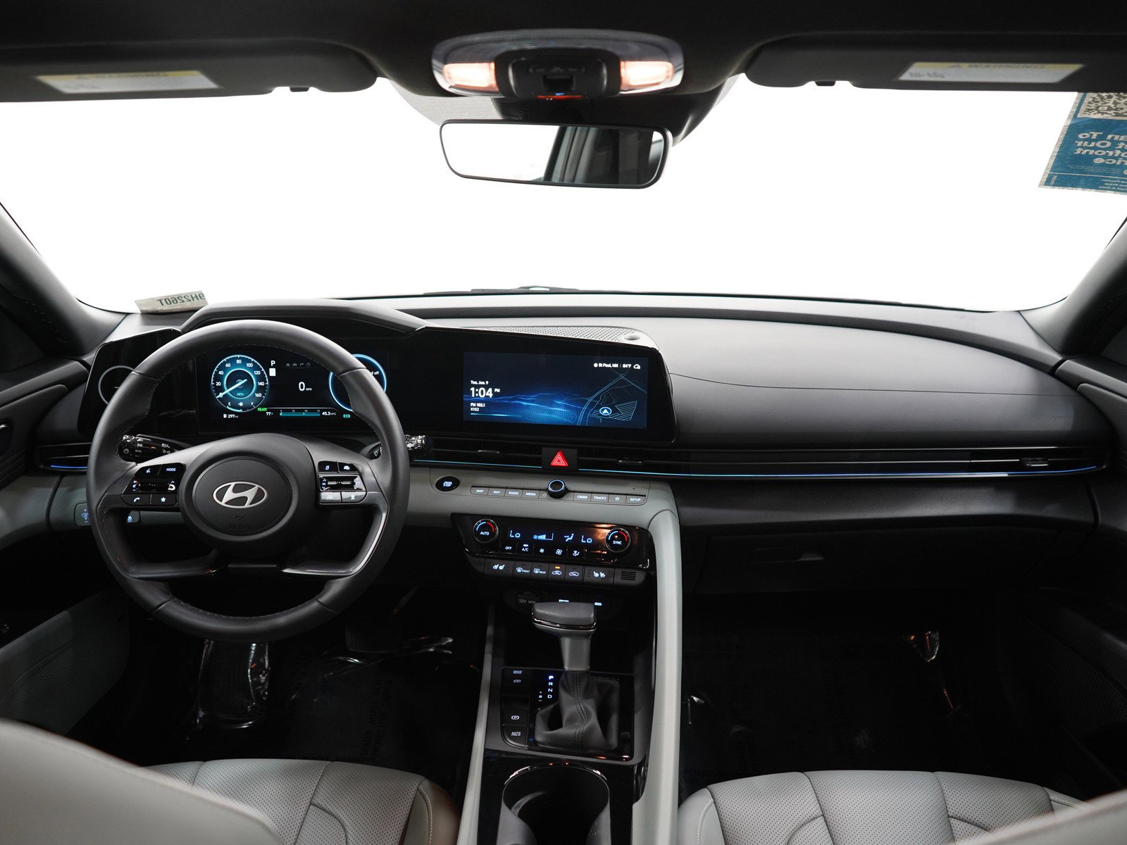 Certified Used 2025 Ecotronic Gray Hyundai Limited DCT image 13
