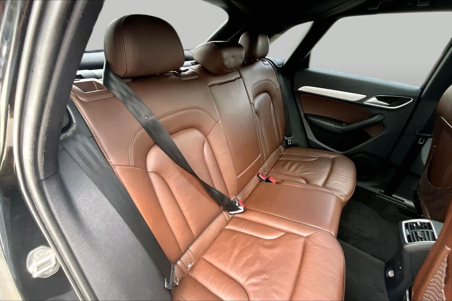 Used 2017 Brilliant Black Audi Premium image 19