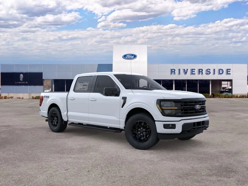 New 2026 Oxford White Ford XLT image 7