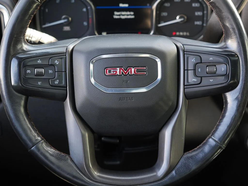 Used 2020 Black GMC AT4 image 24