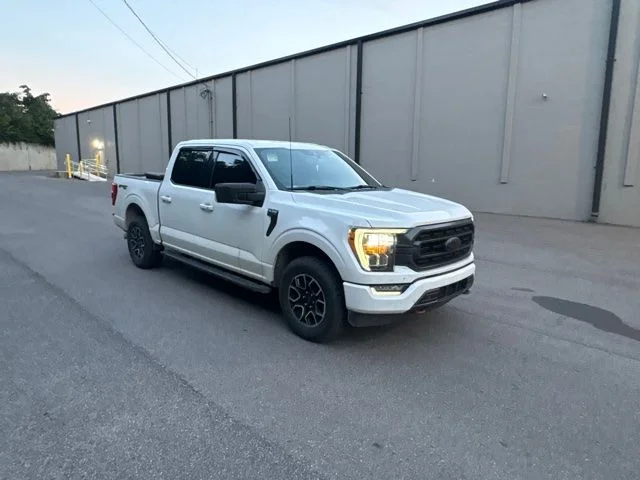 Used 2022 White Ford XLT image 1