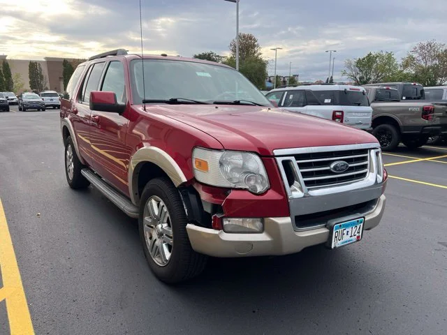 Used 2010  Ford Eddie Bauer image 1