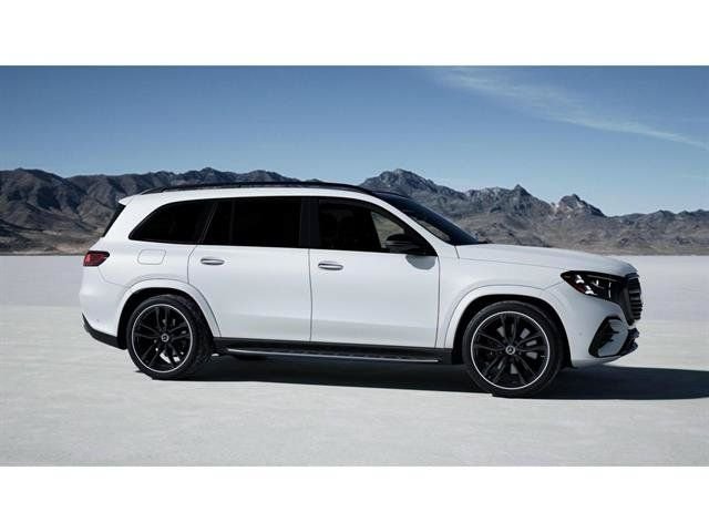 New 2027 MANUFAKTUR Moonlight White Metallic Mercedes-Benz GLS 450 image 14