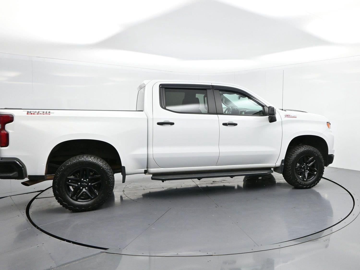 Used 2024 Summit White Chevrolet LT Trail Boss image 8