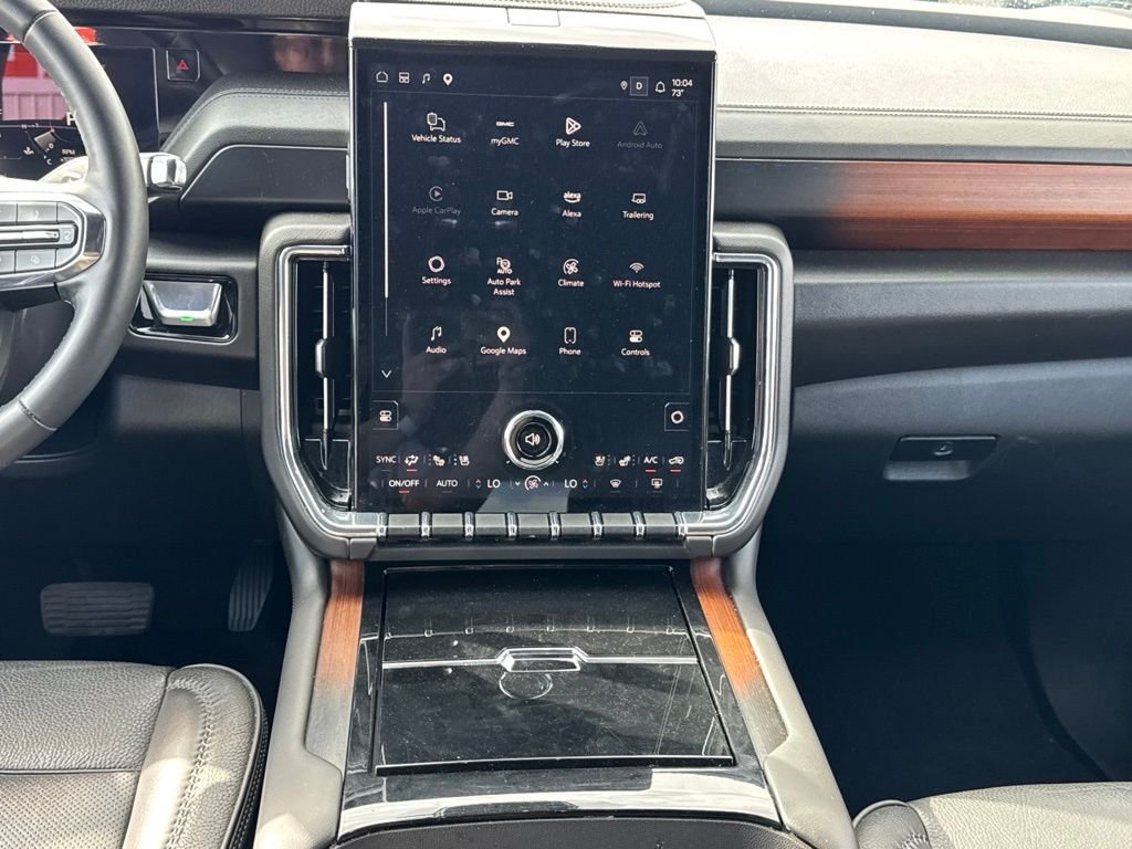 Used 2025 White GMC Denali image 18