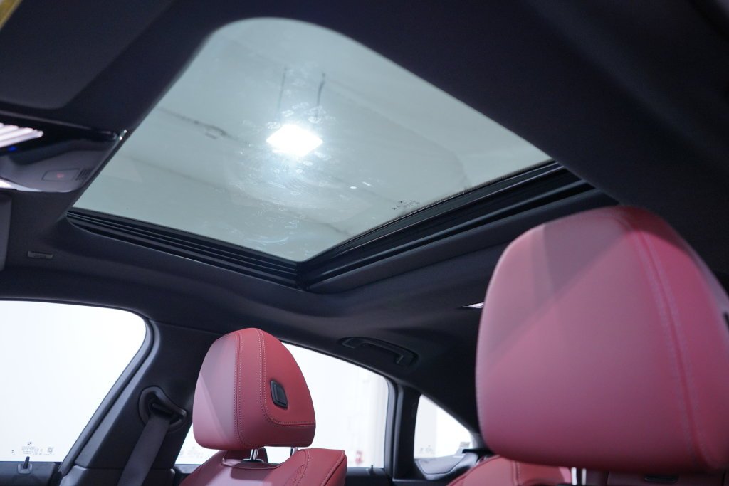 New 2026 Black Sapphire Metallic BMW eDrive40 image 9