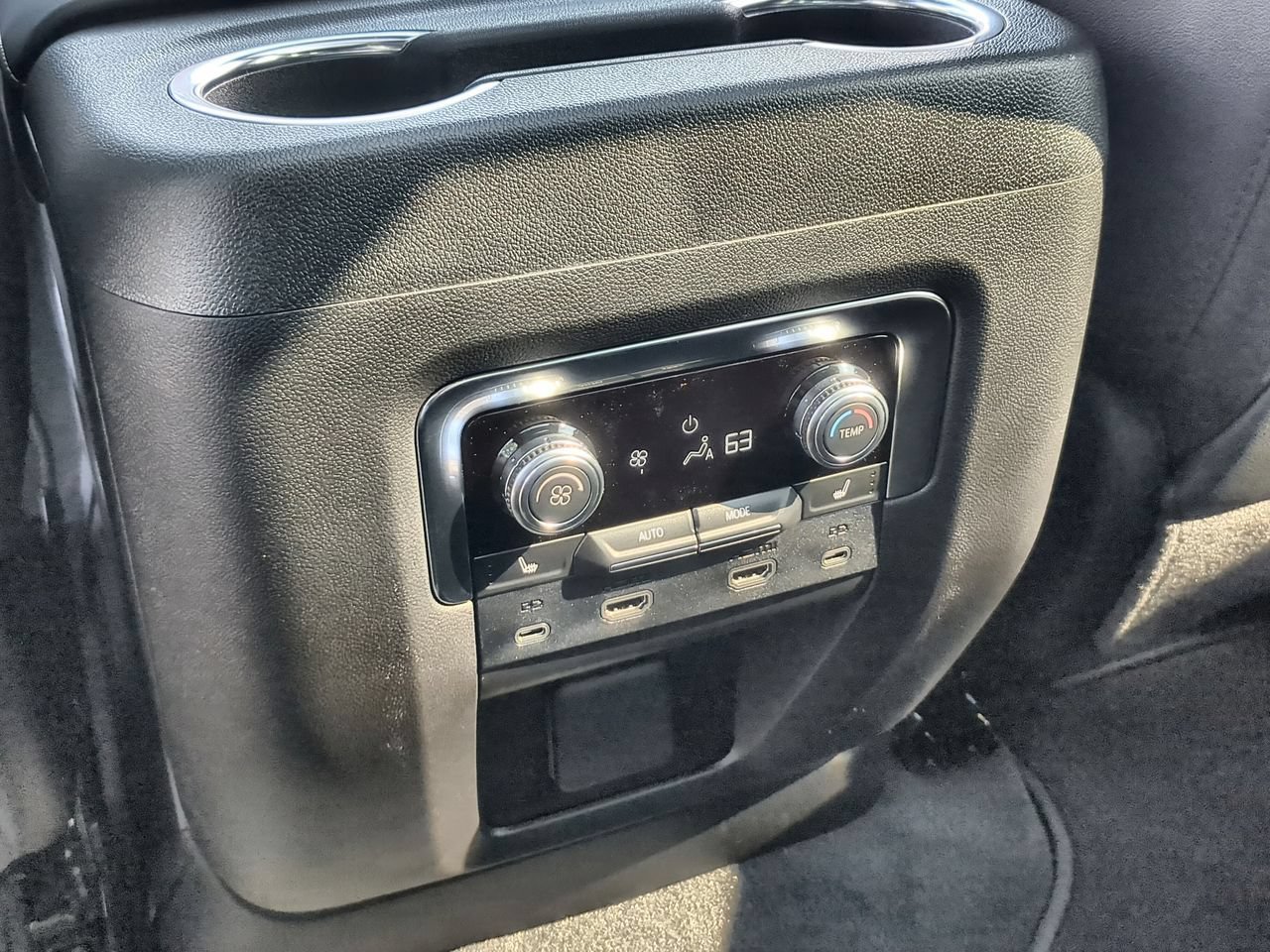 New 2026 Onyx Black GMC Elevation image 22