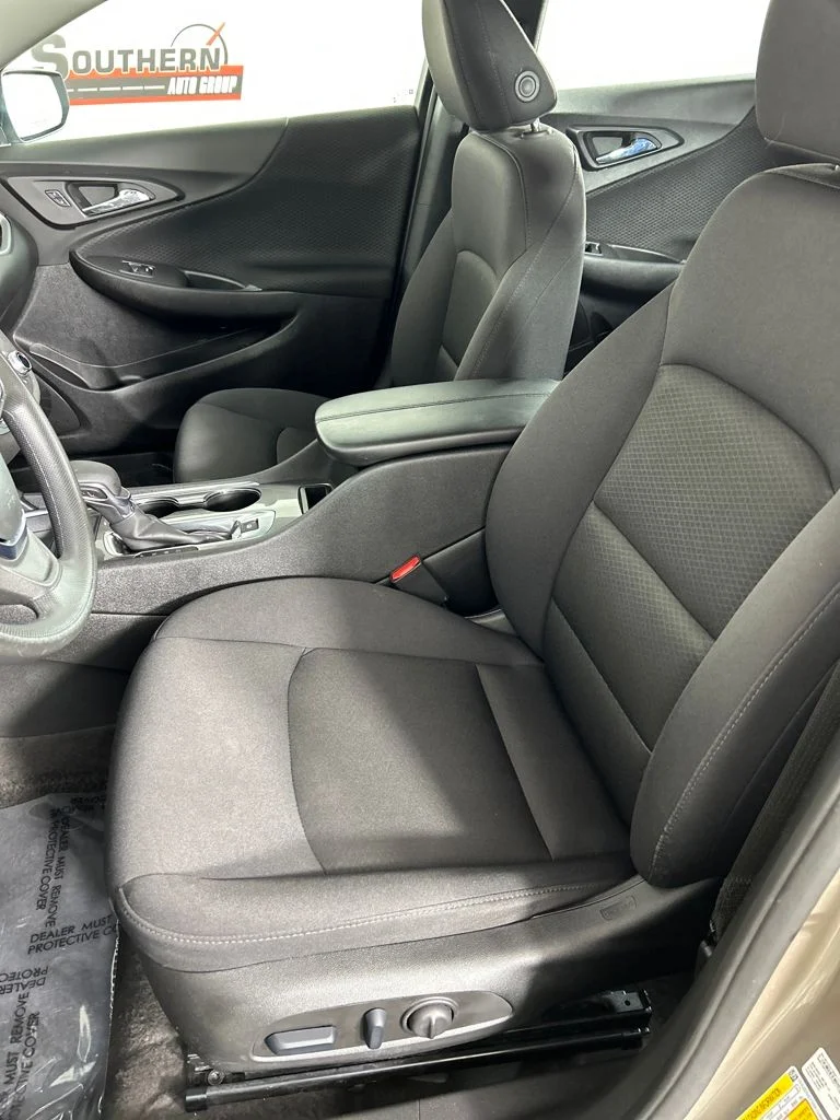 Used 2025 Gray Chevrolet LT image 12