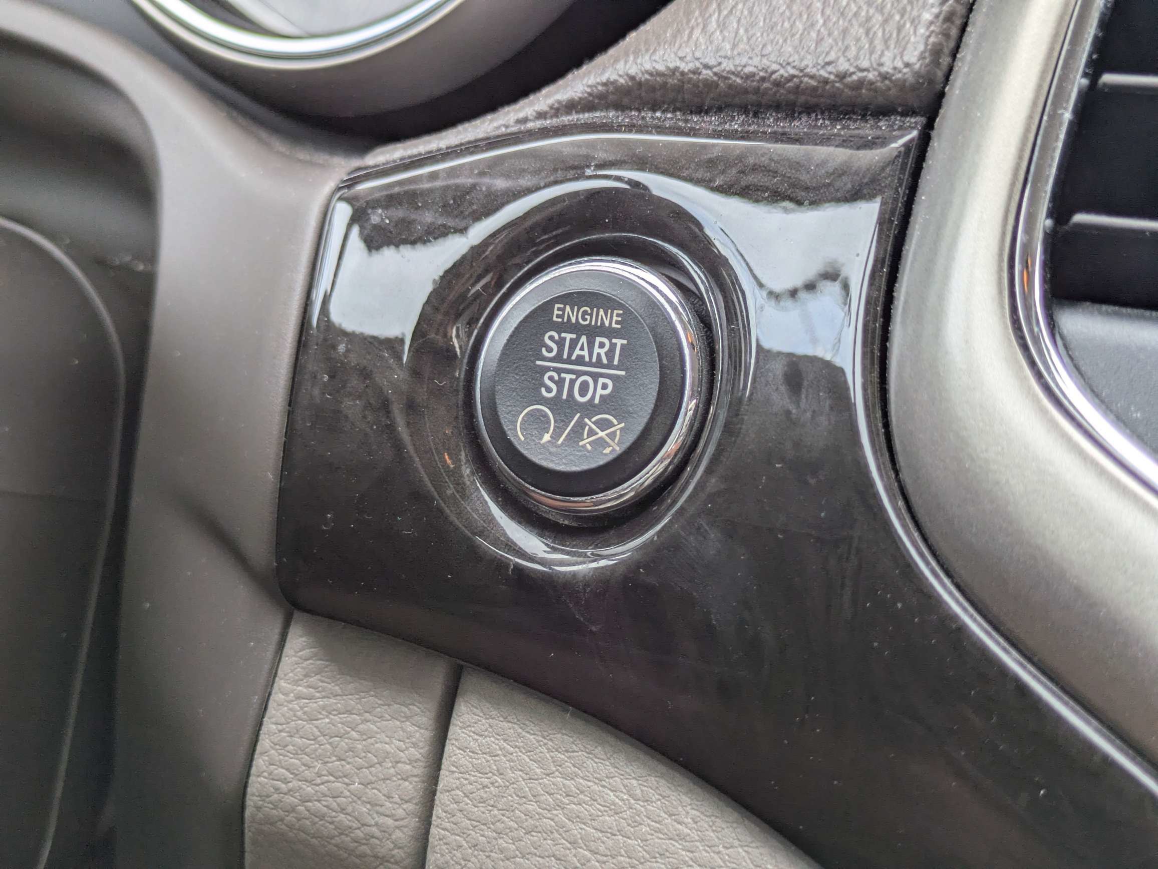 Used 2013 Gray Jeep Laredo image 24