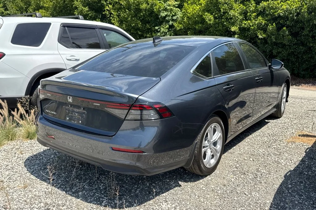 Certified Used 2025 Meteorite Gray Metallic Honda LX image 5