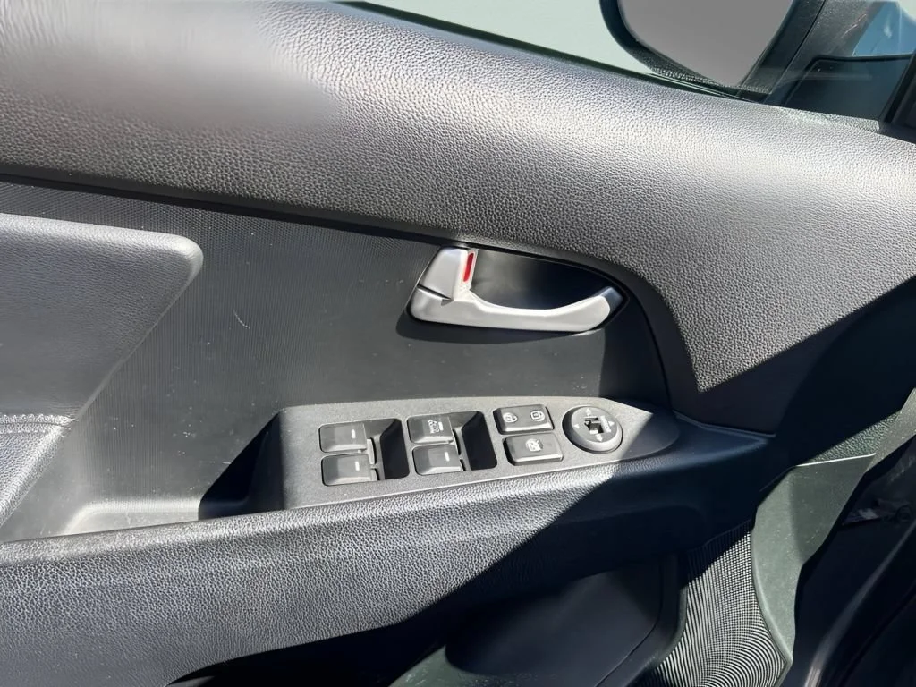 2016 Kia Sportage LX - Photo 22
