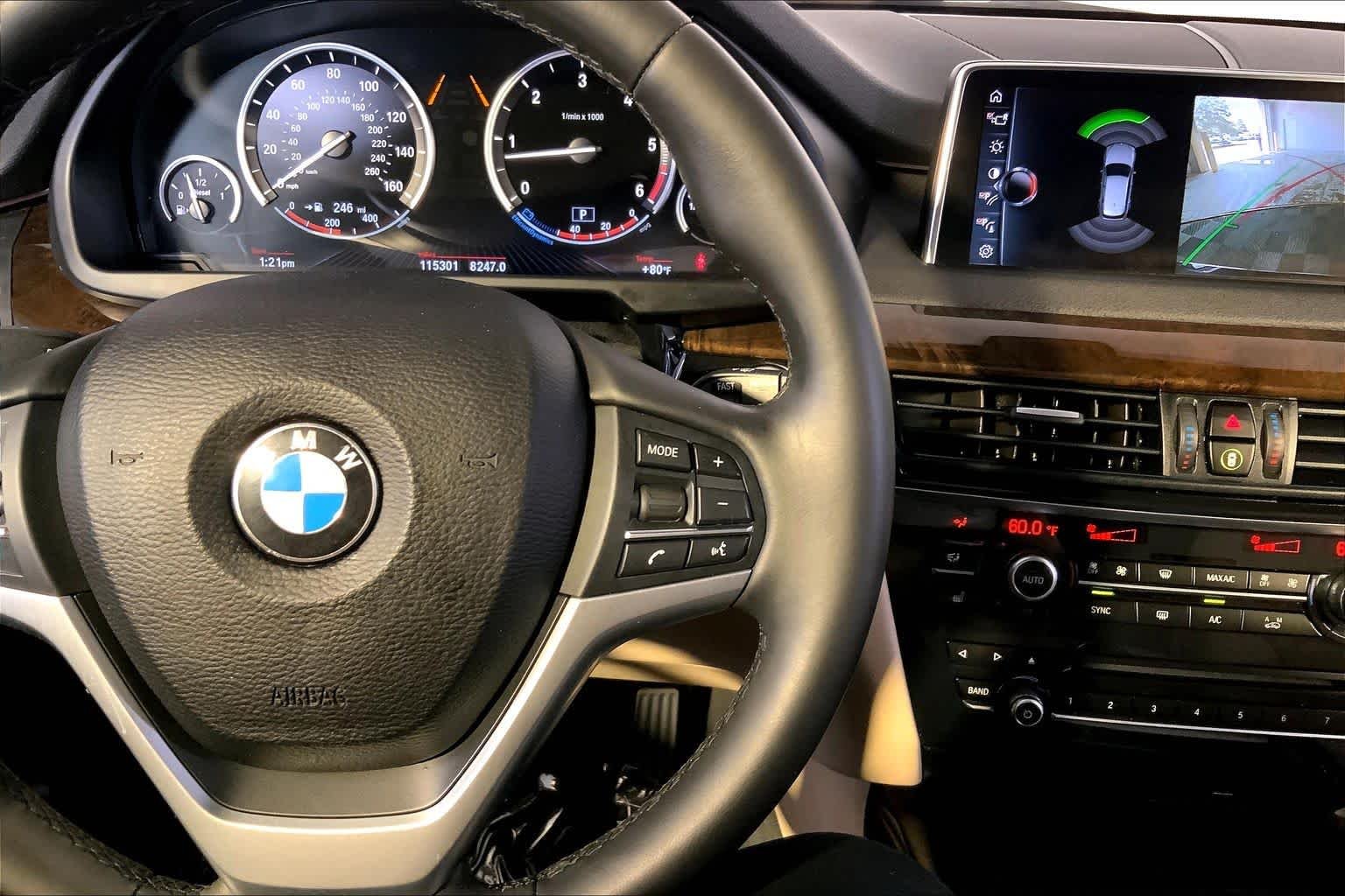 Used 2017 Alpine White BMW xDrive35d image 25