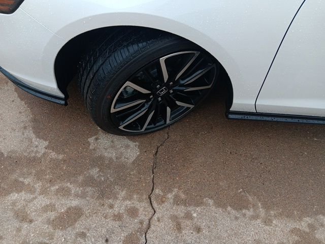 2025 Honda Accord Hybrid Touring - Photo 35