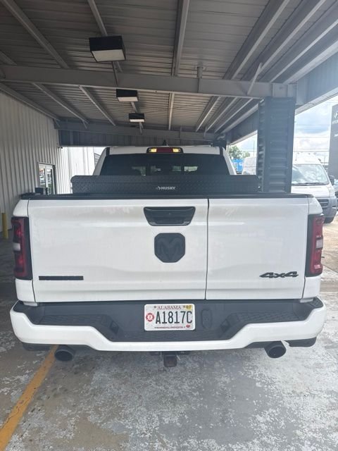 Used 2025 White Ram Big Horn/Lone Star image 5