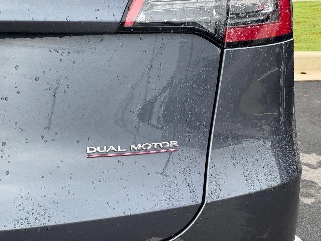 Used 2023  TESLA  image 10