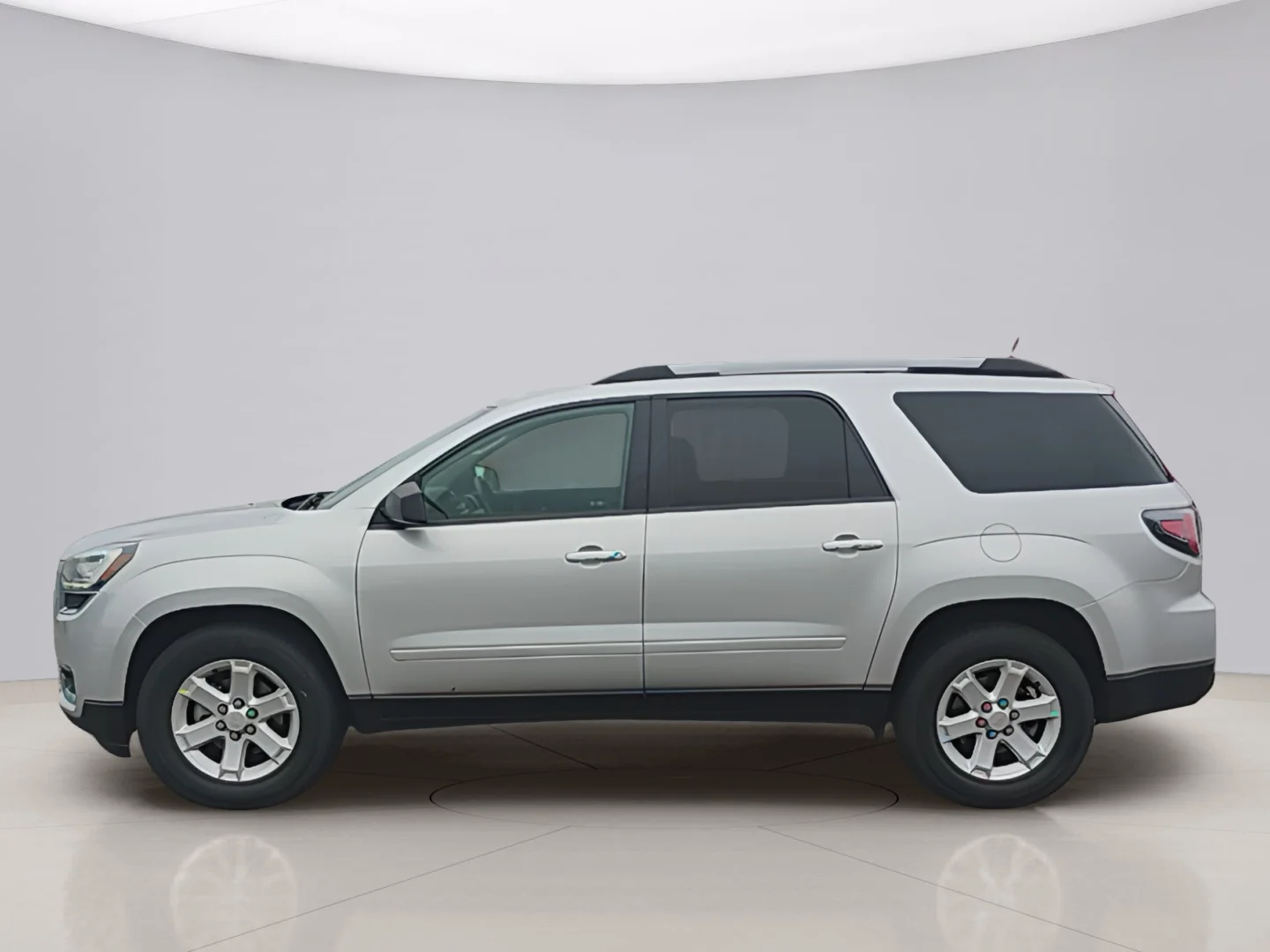 Used 2016 Silver Gmc SLE2 image 2