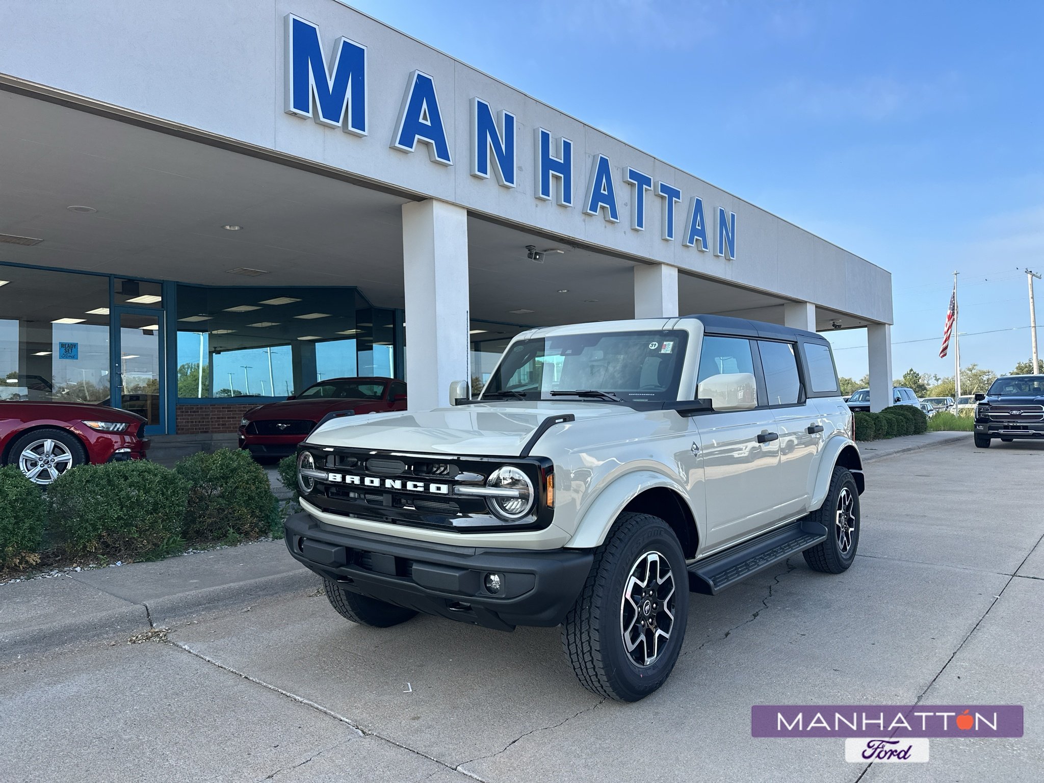 2026 Ford Bronco 4-Door Outer Banks