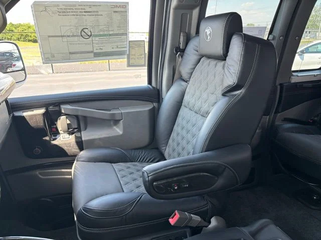New 2026 Quicksilver Metallic GMC Explorer Limited SE image 43