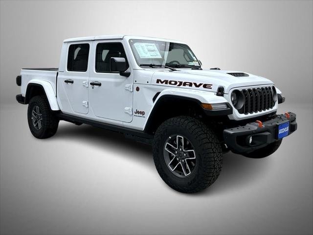 New 2026 Bright White Clear-Coat Exterior Paint Jeep Mojave X image 3