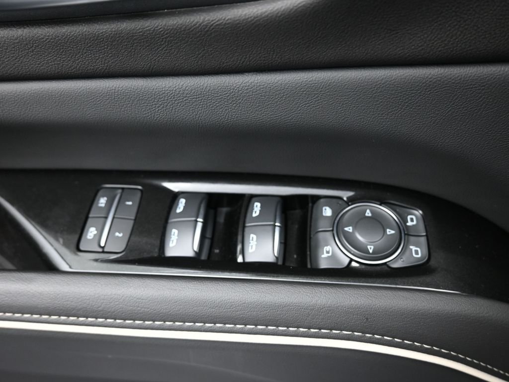 2024 Cadillac Escalade ESV Premium Luxury - Photo 17