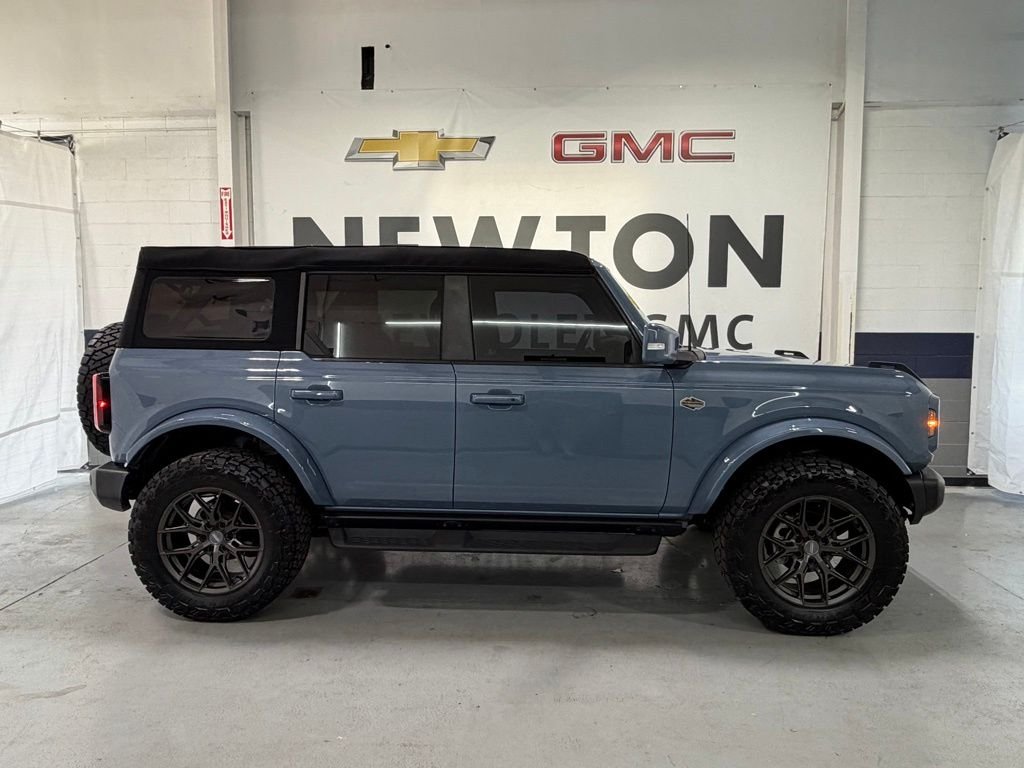 Used 2023 Gray Ford Wildtrak image 35