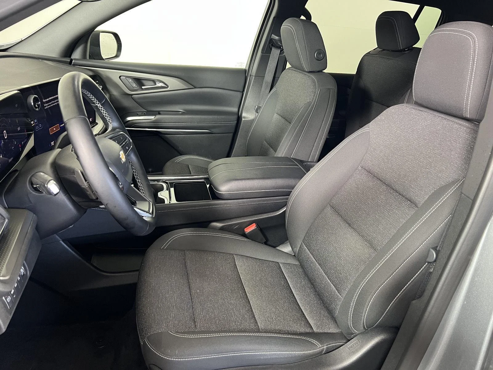 Used 2025 Sterling Gray Metallic Chevrolet AWD LT image 5