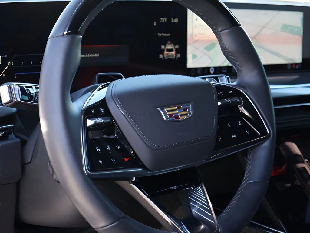 Used 2025 Black Raven Cadillac V-Series image 24