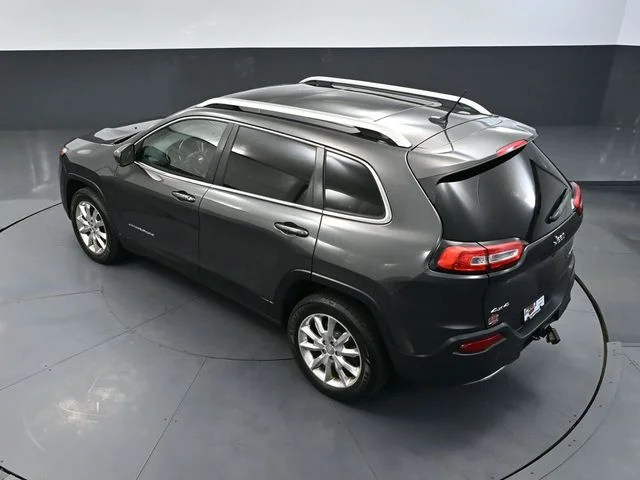 Used 2015 Gray Jeep Limited image 57