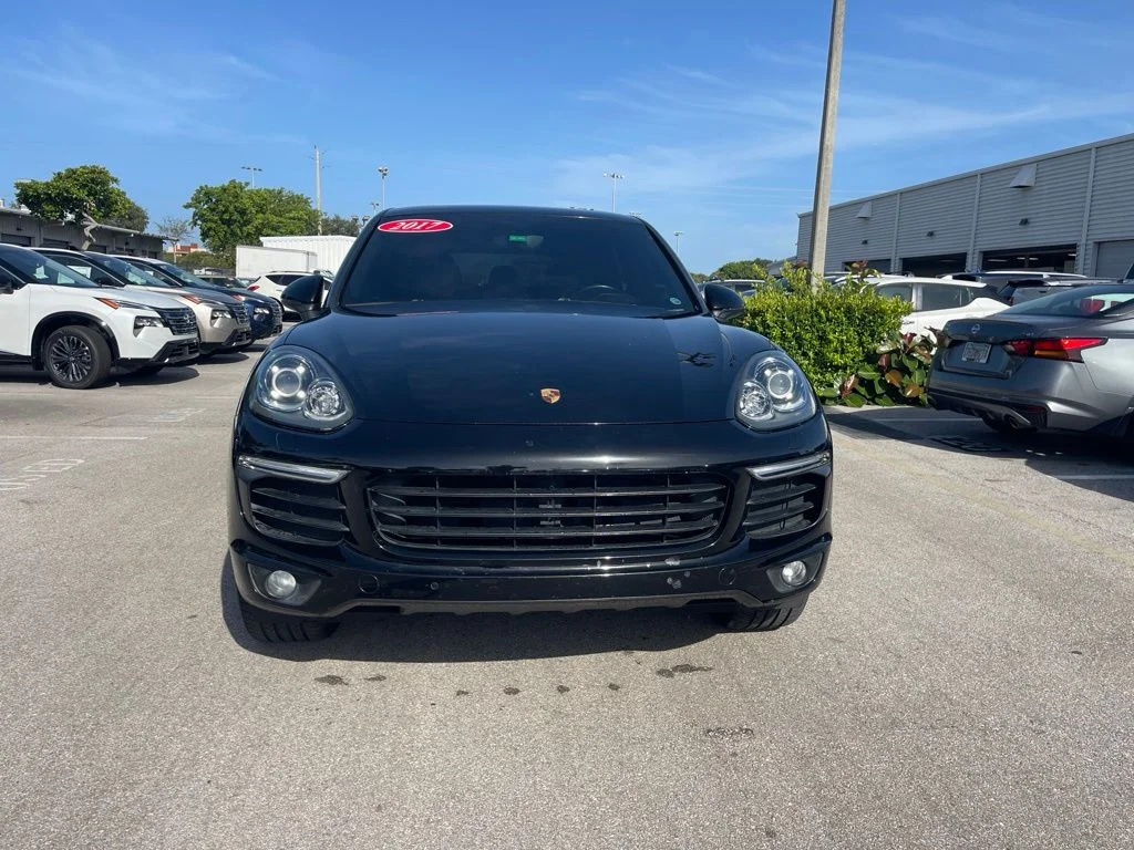 Used 2017 Black Porsche Platinum Edition image 3