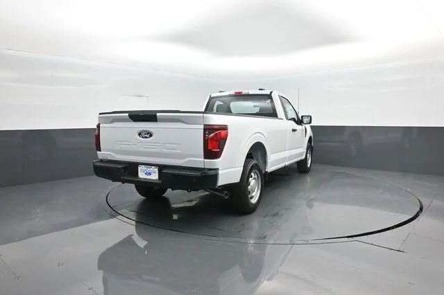 New 2026 Oxford White Ford XL image 7