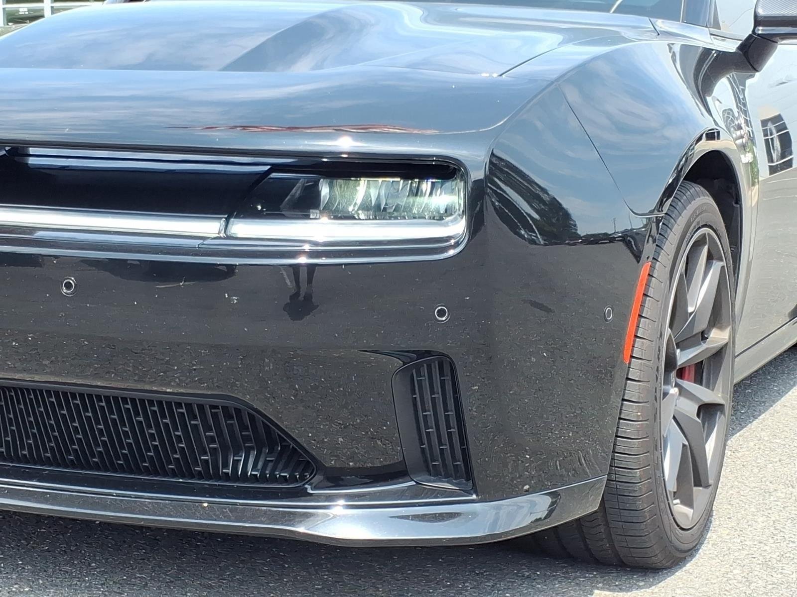 Used 2024 Diamond Black Crystal Pearlcoat Dodge Scat Pack image 18