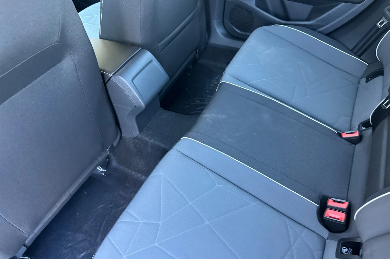 2026 Volkswagen Jetta Sport - Photo 12