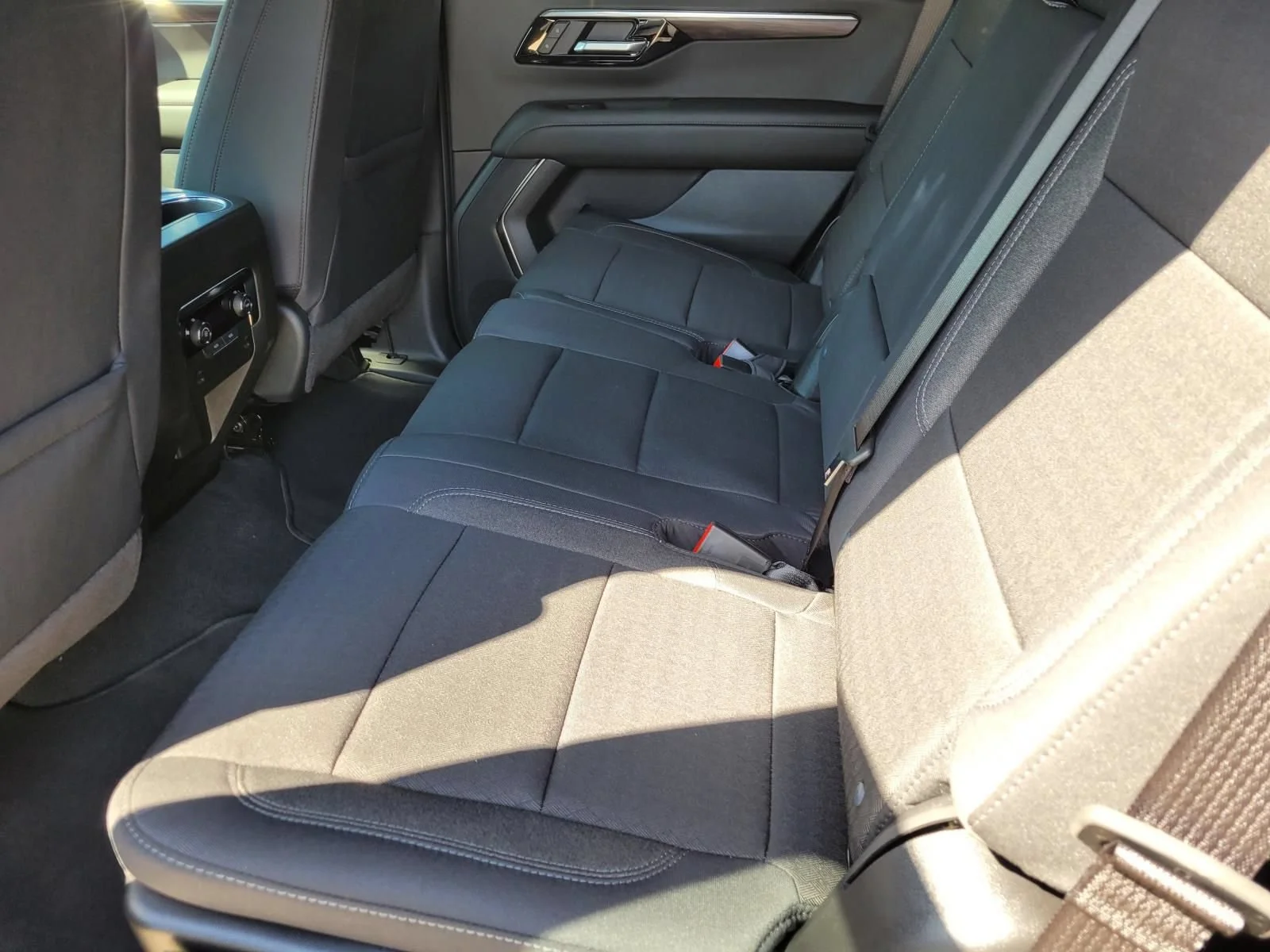 2026 Chevrolet Tahoe LS - Photo 9