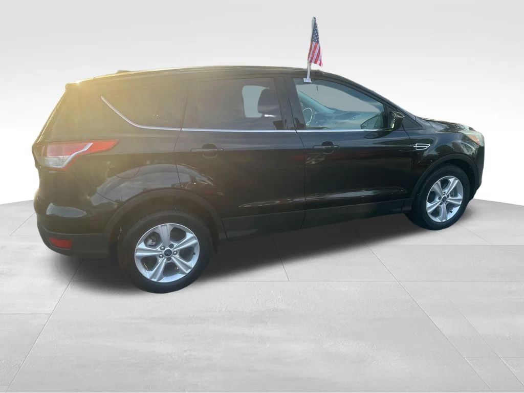 Used 2014 Black Ford SE image 29