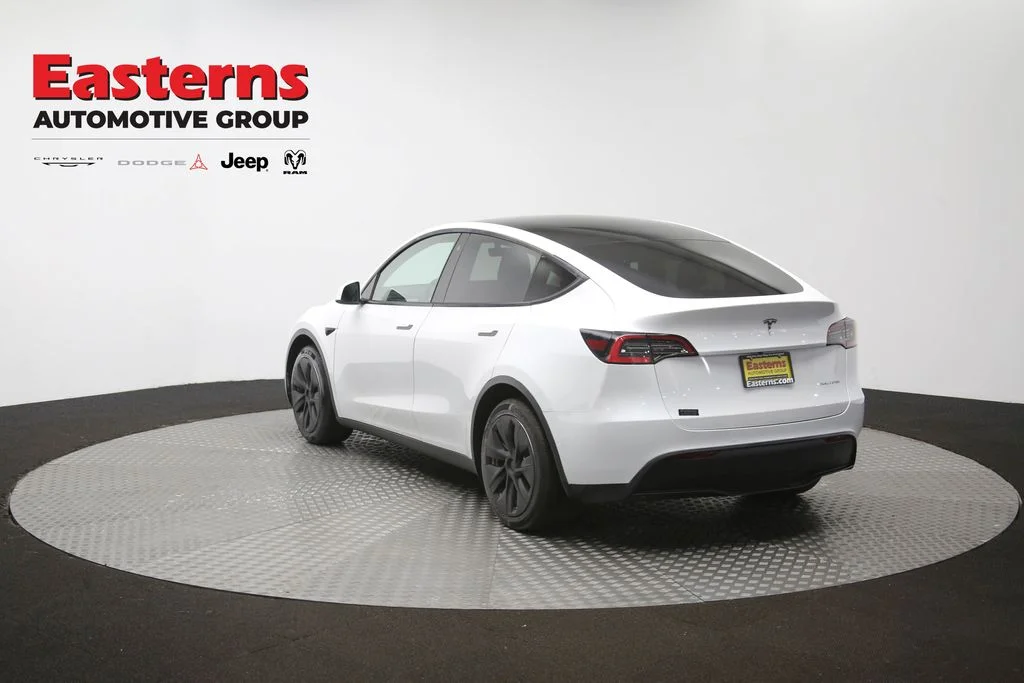 Used 2021 White Tesla Long Range image 58