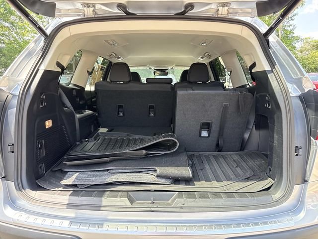 Used 2023 Silver Subaru Limited image 30