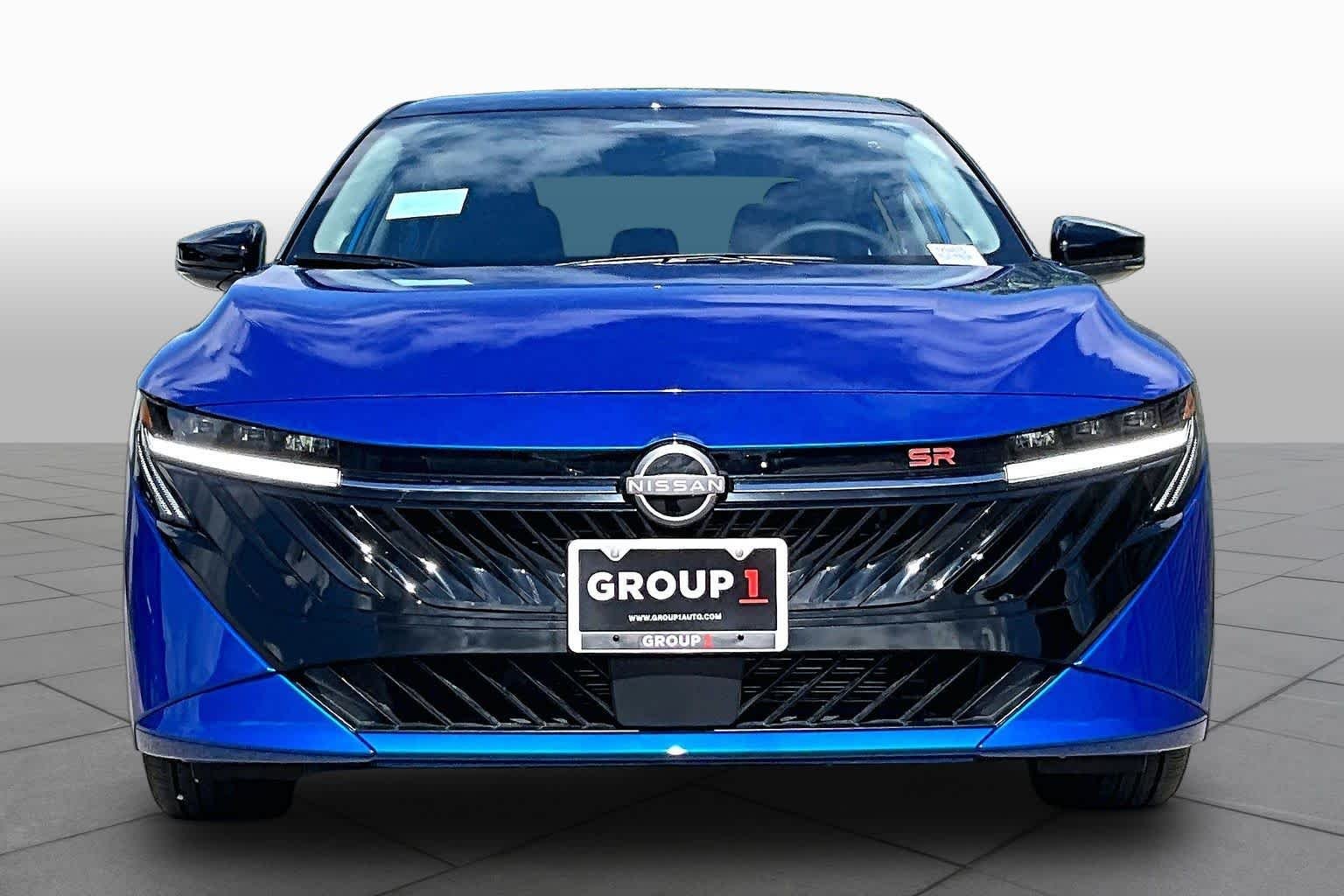 New 2026 Bluestone Pearl / Super Black Two-tone Nissan SR image 3