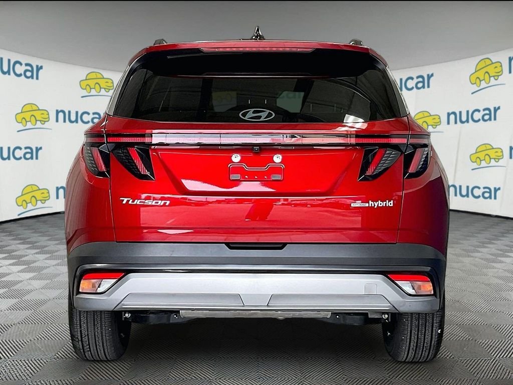 Certified Used 2025 Red Hyundai SEL Convenience image 5