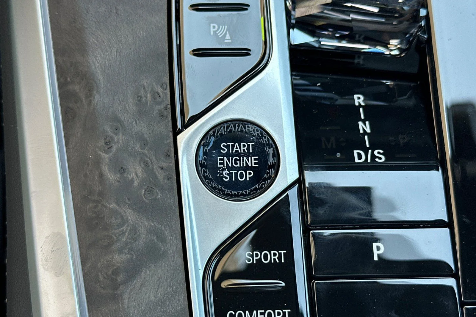 New 2026 Black Sapphire Metallic BMW xDrive40i image 20