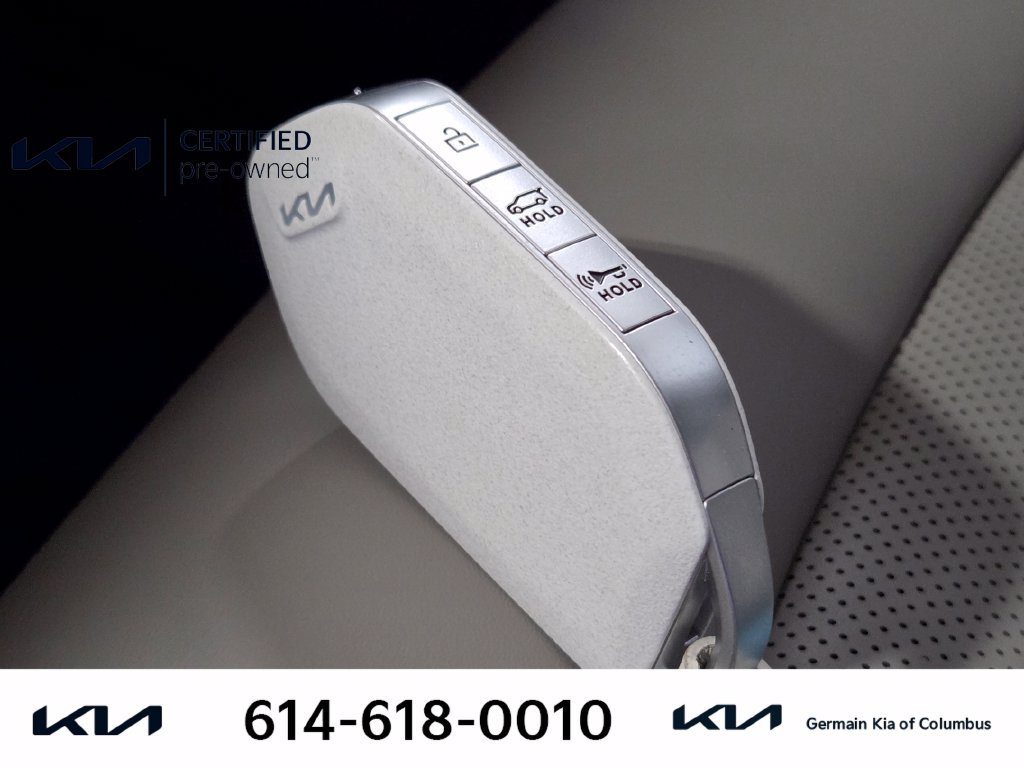 Used 2024 White Kia Land image 34