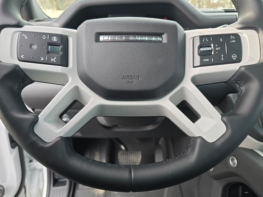 2026 Land Rover Defender X-Dynamic SE - Photo 40