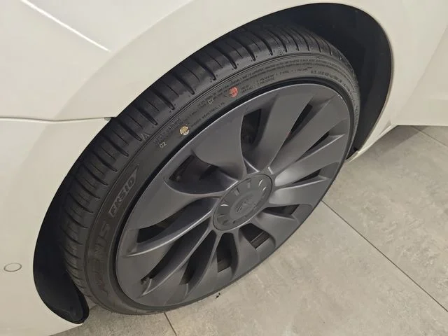 Used 2021 Pearl White Multi Tesla Performance image 29