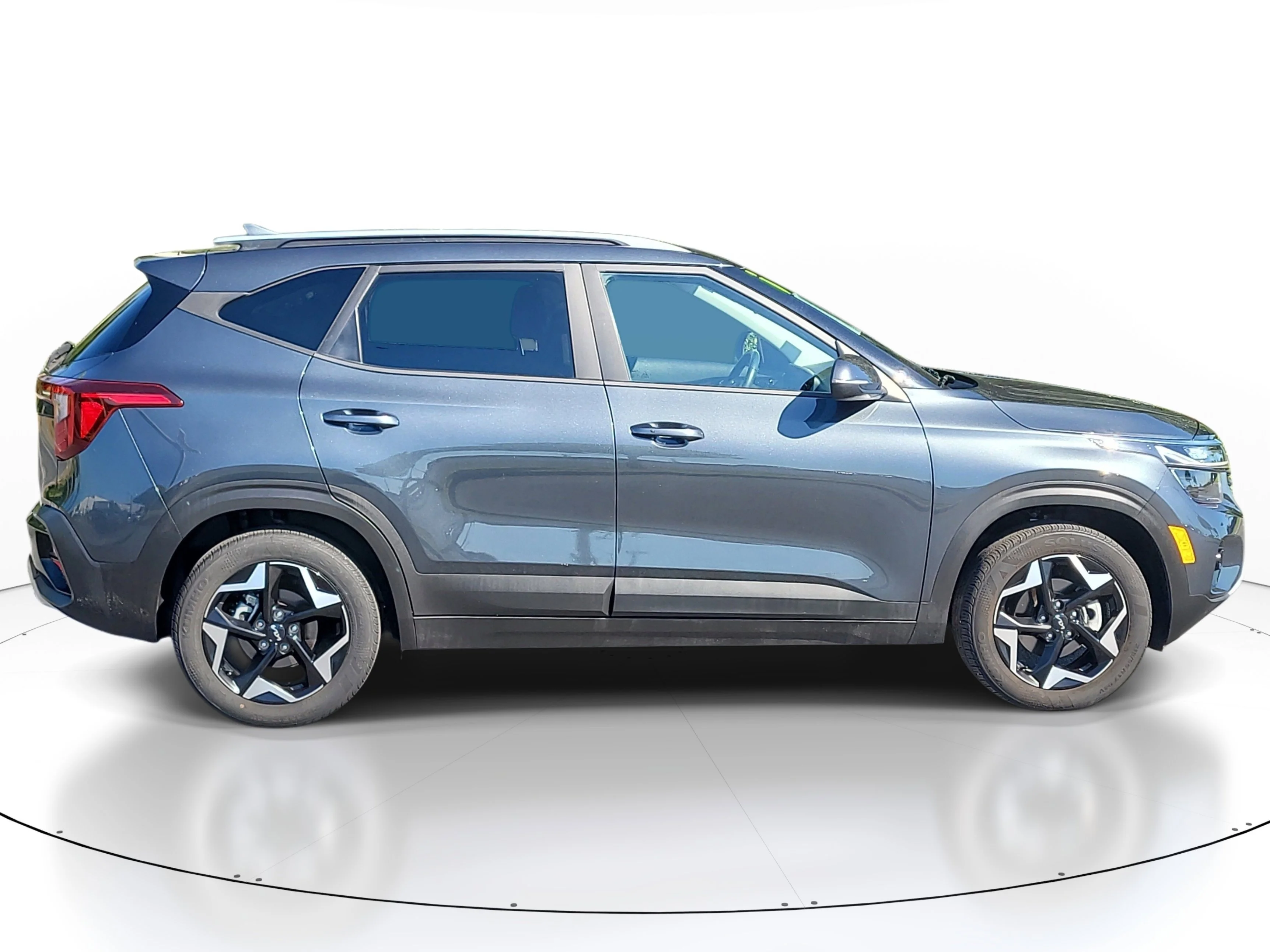 Used 2025 Gravity Gray Kia S image 7