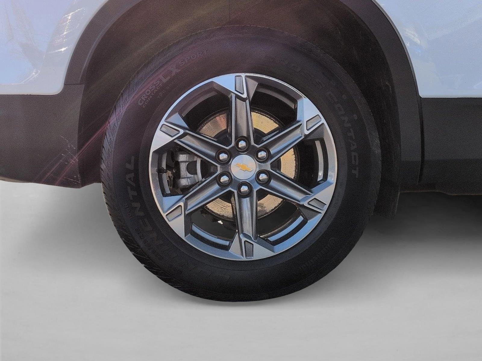 Used 2025 Summit White Chevrolet LT image 23