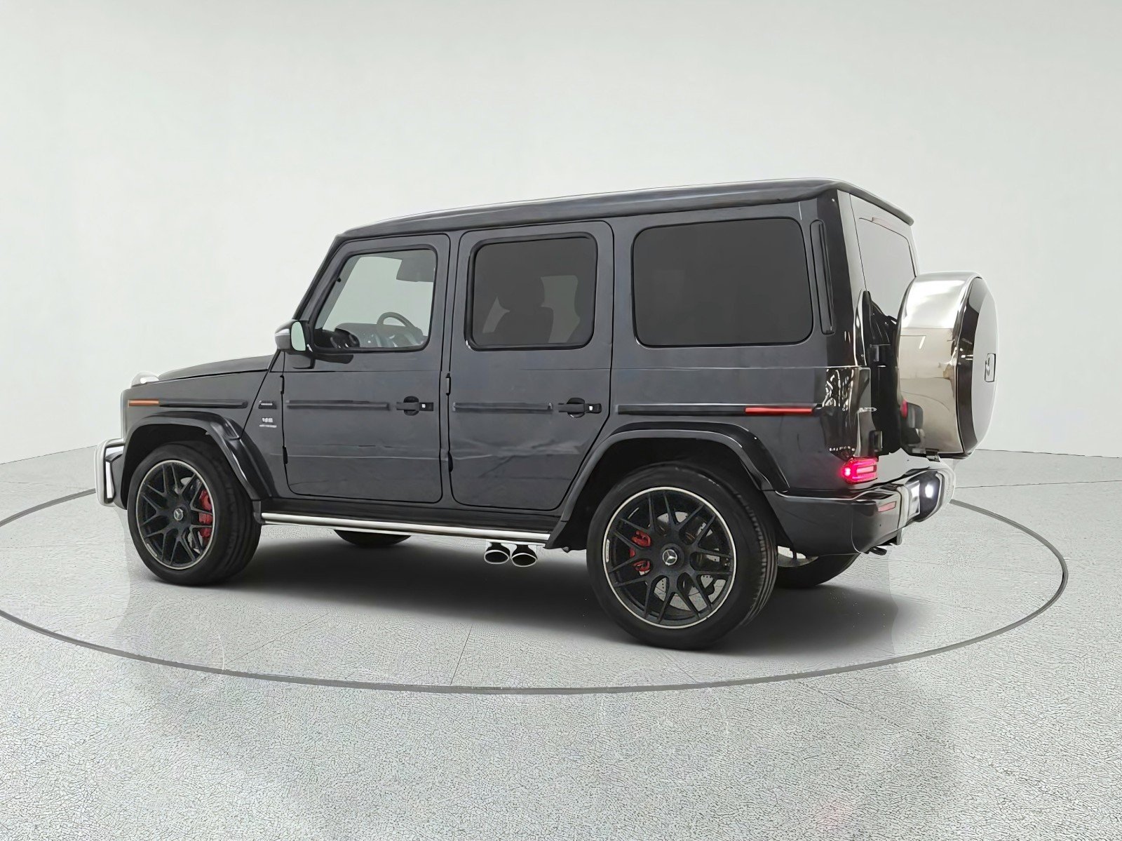 Certified Used 2024 Magnetite Black Metallic Mercedes-Benz AMG® G 63 4MATIC SUV image 7