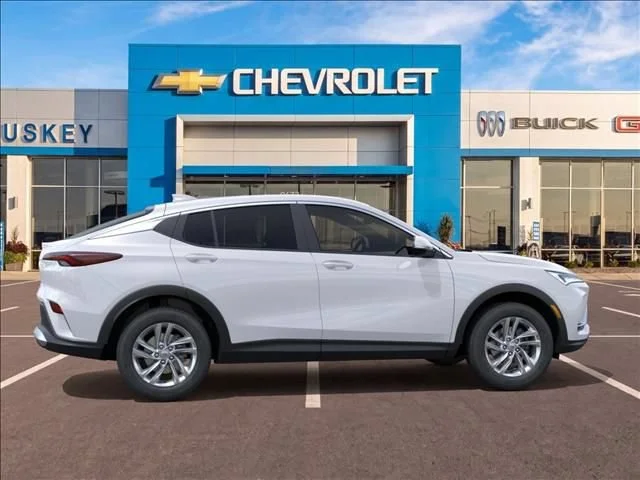 New 2026 Summit White Buick Preferred image 5