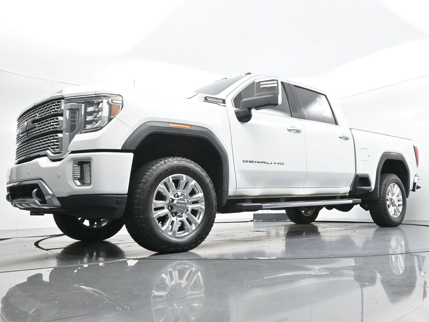 Used 2021 Summit White GMC Denali image 49