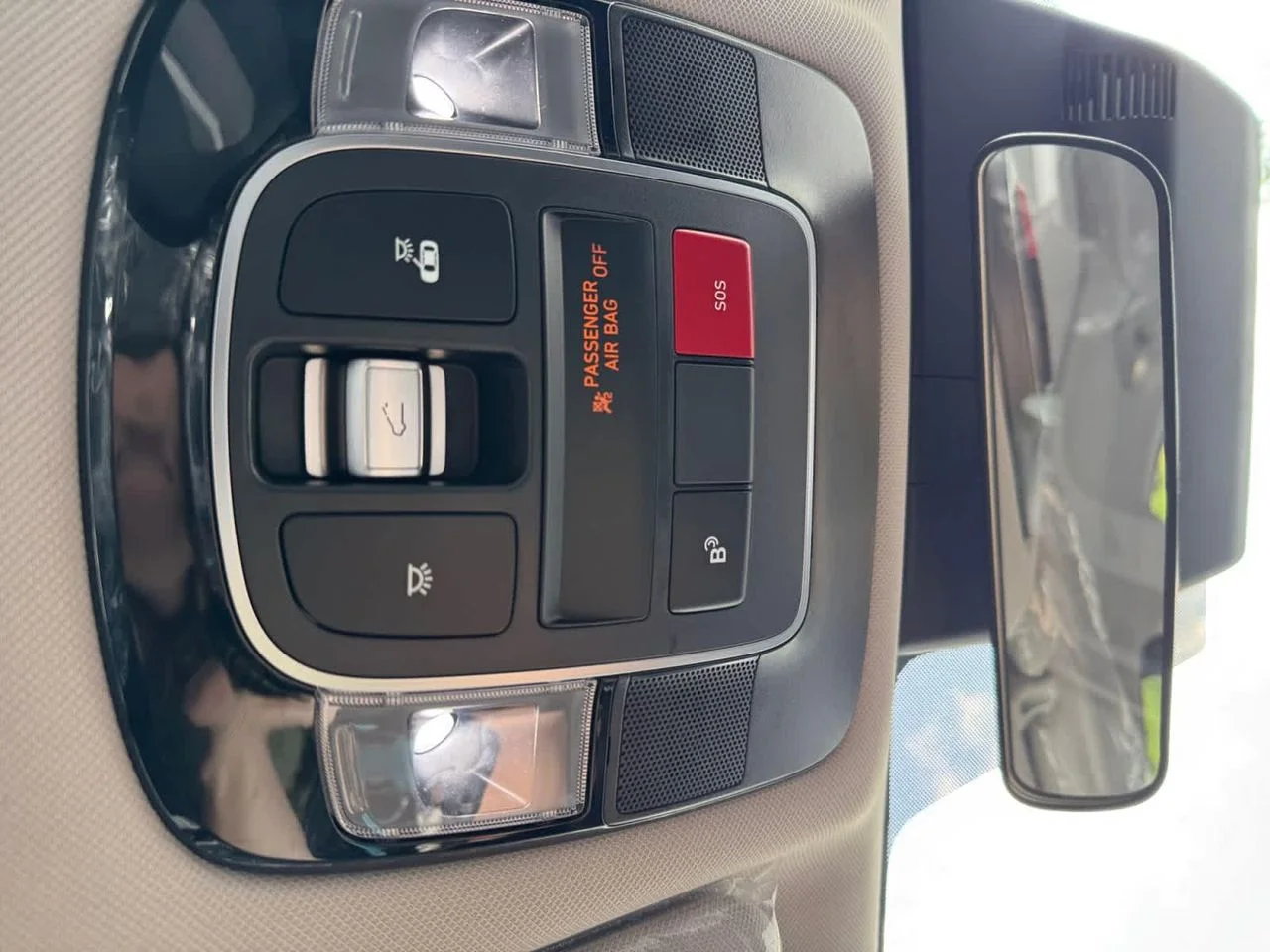 New 2026 Silver Hyundai SEL image 24